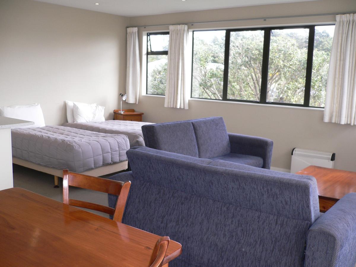 Aotea Lodge Porirua Exterior photo